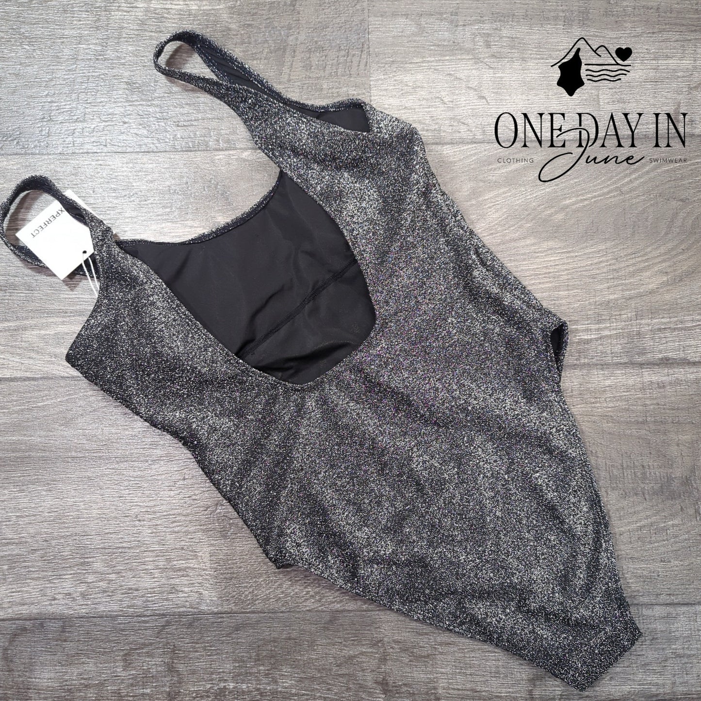 DixPerfect Sparkle One Piece Swimsuit Size M