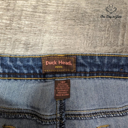 Duck Head Petite Straight Leg Jeans Size 14P