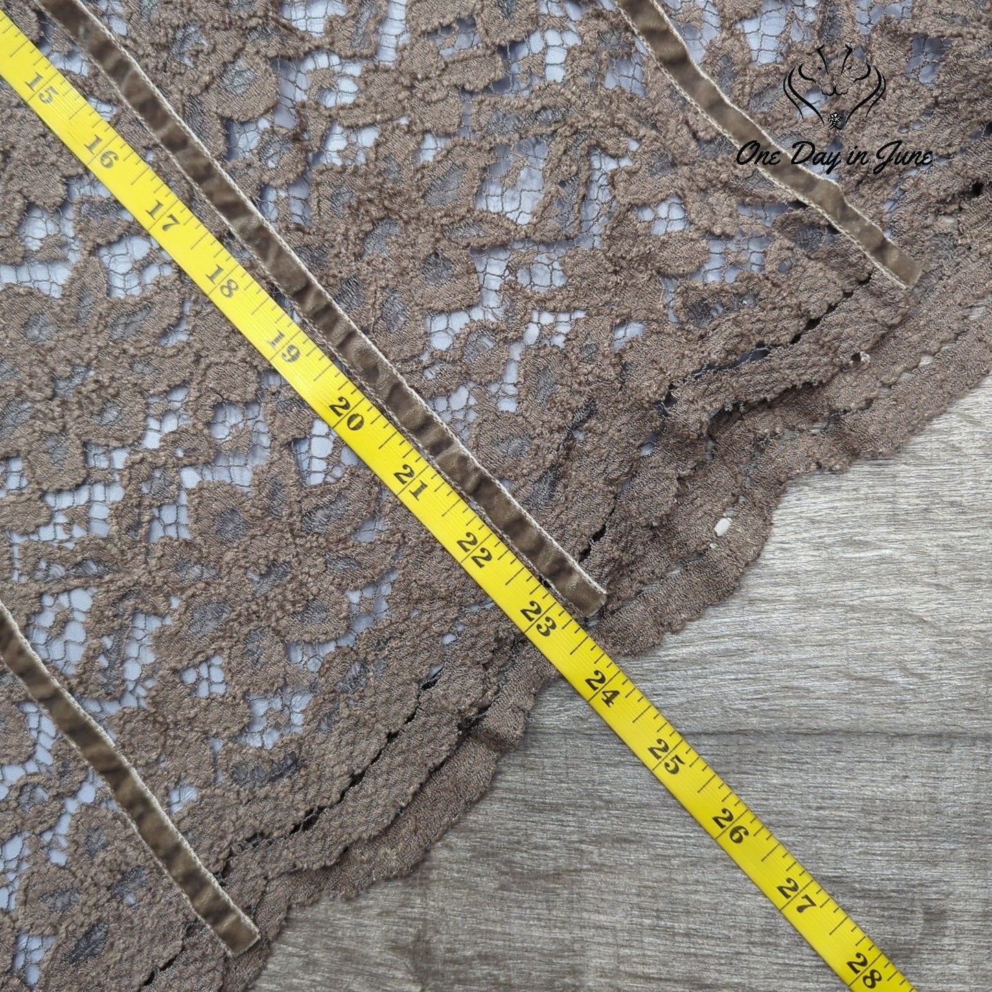 Loft Studio Lace Layered Skirt Size 10