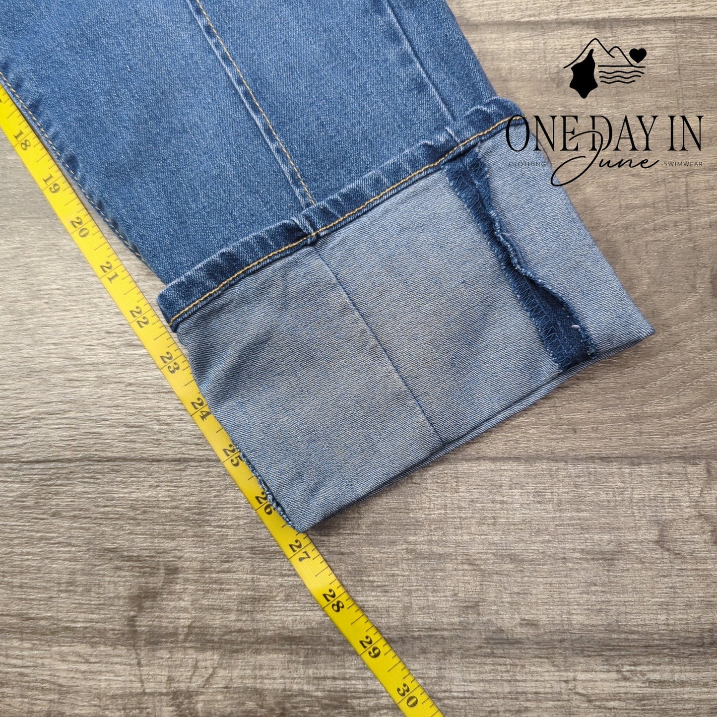 d.jeans High Waist Straight Ankle Jeans Size 6