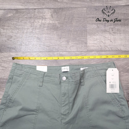 Wonderly Petite Utility High Rise Ankle Length Pants Size 14P
