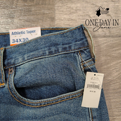 Old Navy Athletic Taper Built-In Flex Jeans Mens Medium Wash NWT Size 34X30