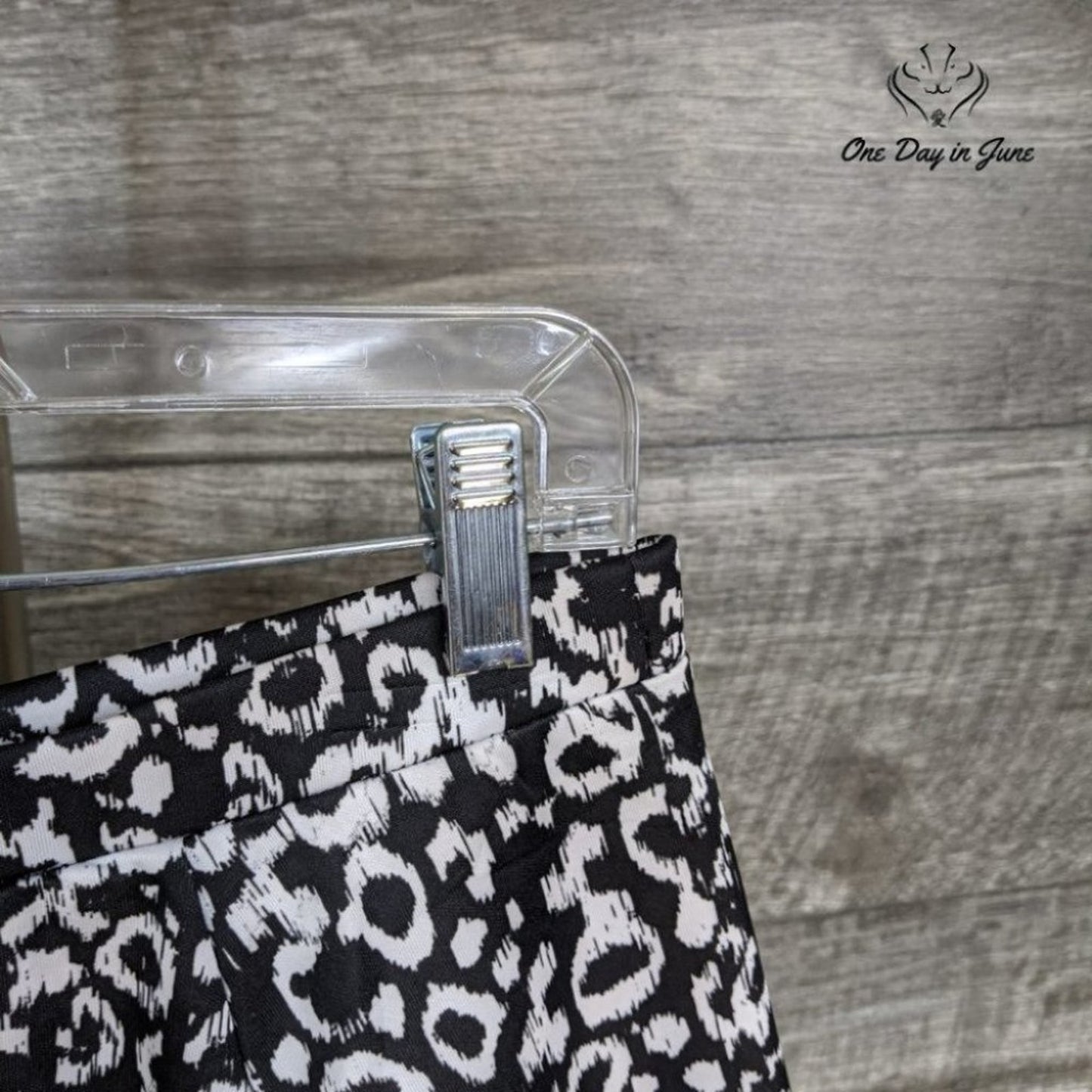 Lily Rose Skirt Size L