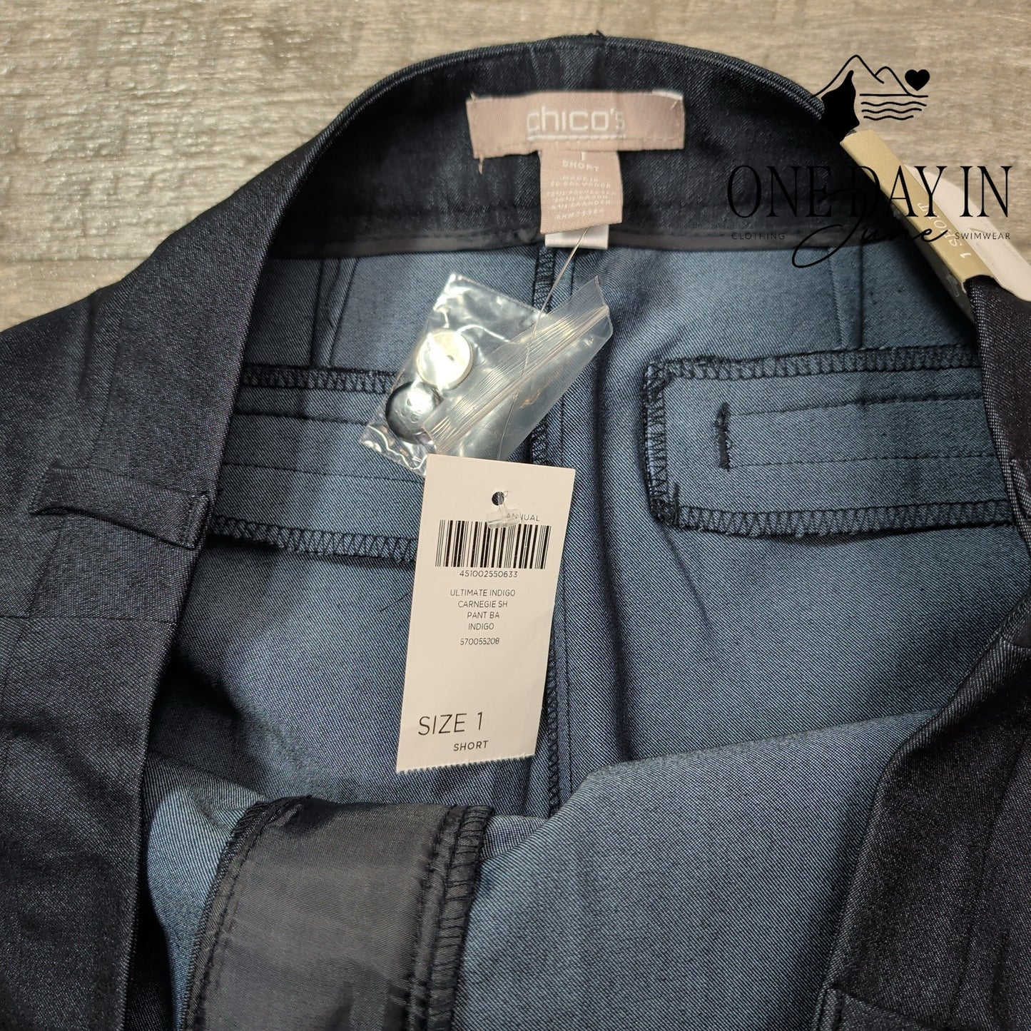 Chico's NWT Ultimate Indigo Carnegie Straight Pants Dark Size Chico's 1S (8S)