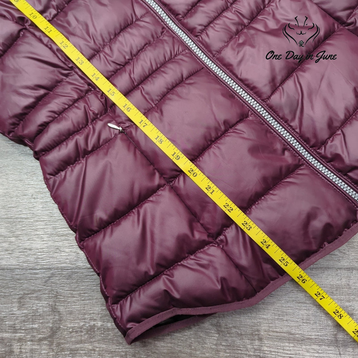 Marc New York Andrew Marc Hooded Puffer Vest Burgundy Lightweight Women's Size M