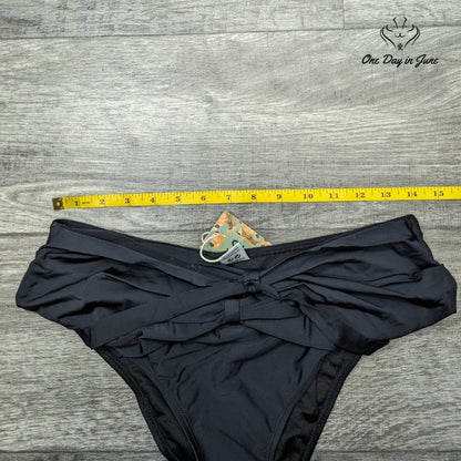 Shekini Bowfront Bikini Bottom Size L