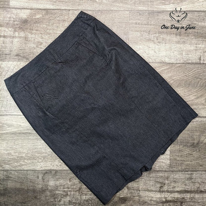Loft Pocketed Pencil Skirt Size 6