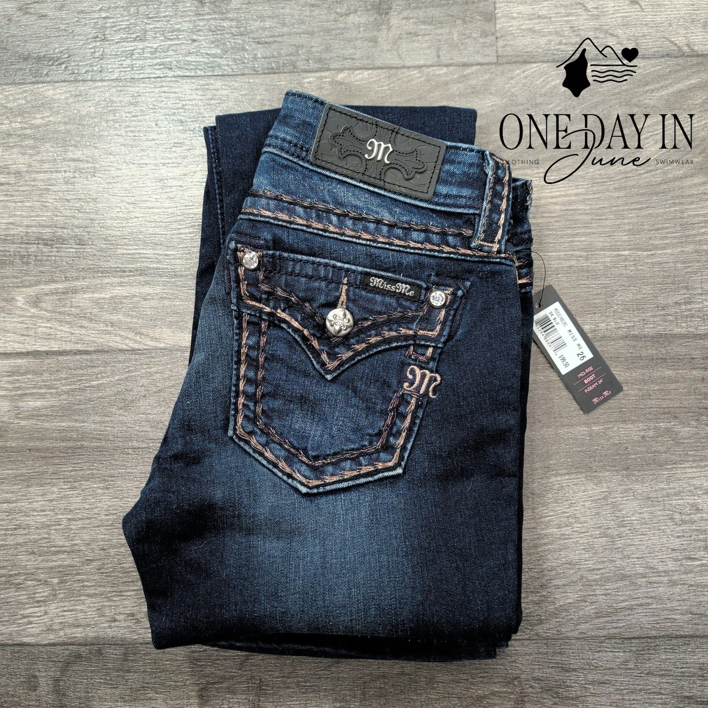Miss Me Mid Rise Bootcut Jeans Size 2T (26)