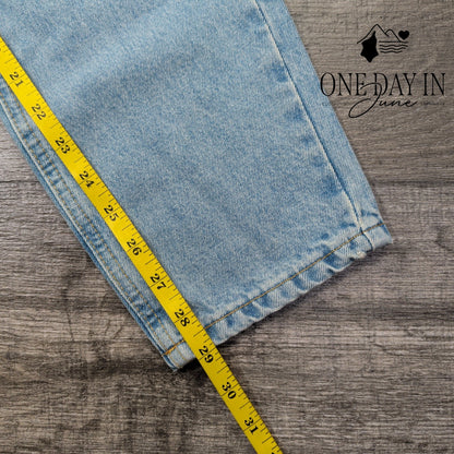 Ragged Jeans High Rise Straight Leg Jeans Light Wash NWT Size 2