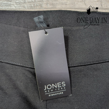 Jones New York Signature Pull On Straight Leg Pants Black NWT Size M