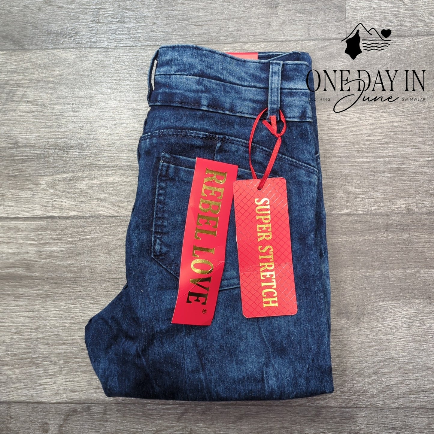 Rebel Love Super Stretch Straight Leg Jeans Size 9/10