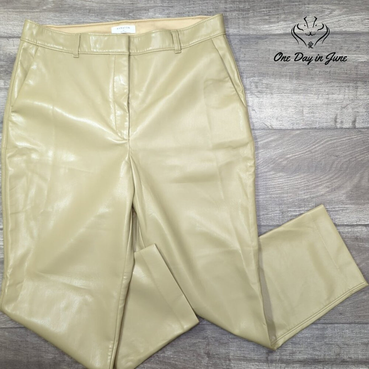 Babaton Aritzia Faux Leather Pants Beige Tan Straight Leg Trousers Size 14