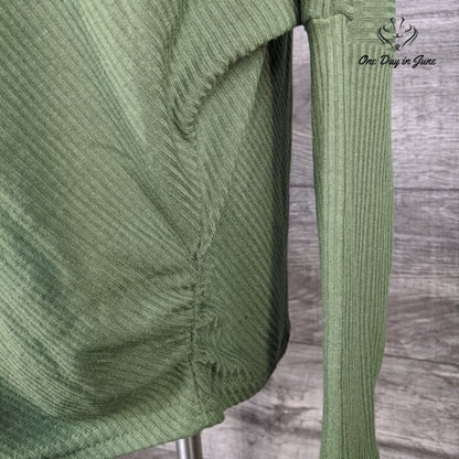 Amzbrly Ruched Ribbed Long Sleeve Top