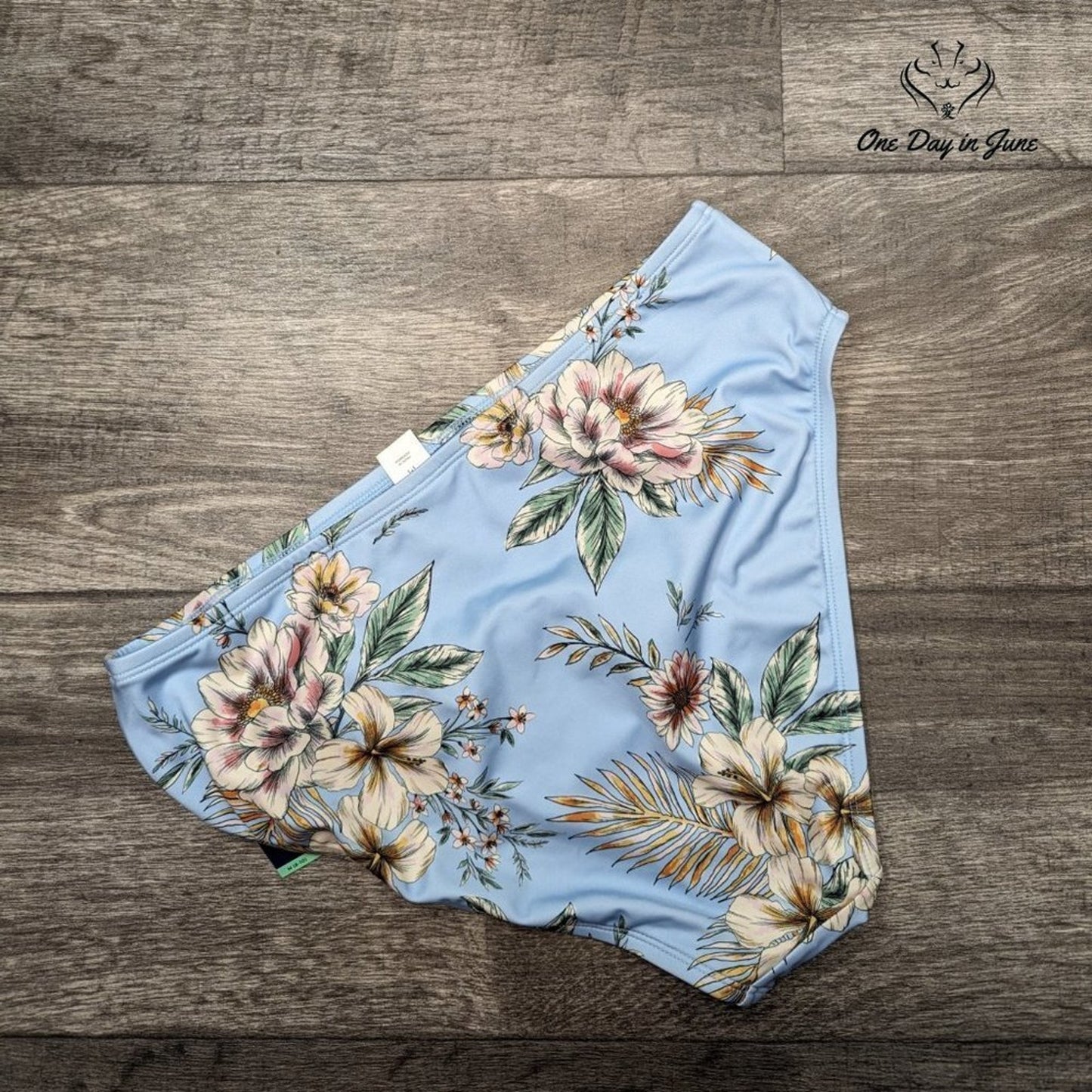 Apt. 9 Floral Bikini Bottom Size M