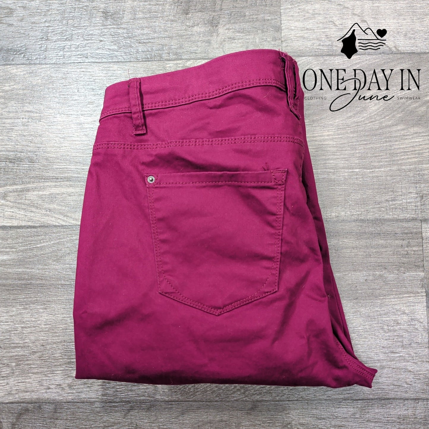 Curve Appeal Minimalist Jegging Jeans Size 16