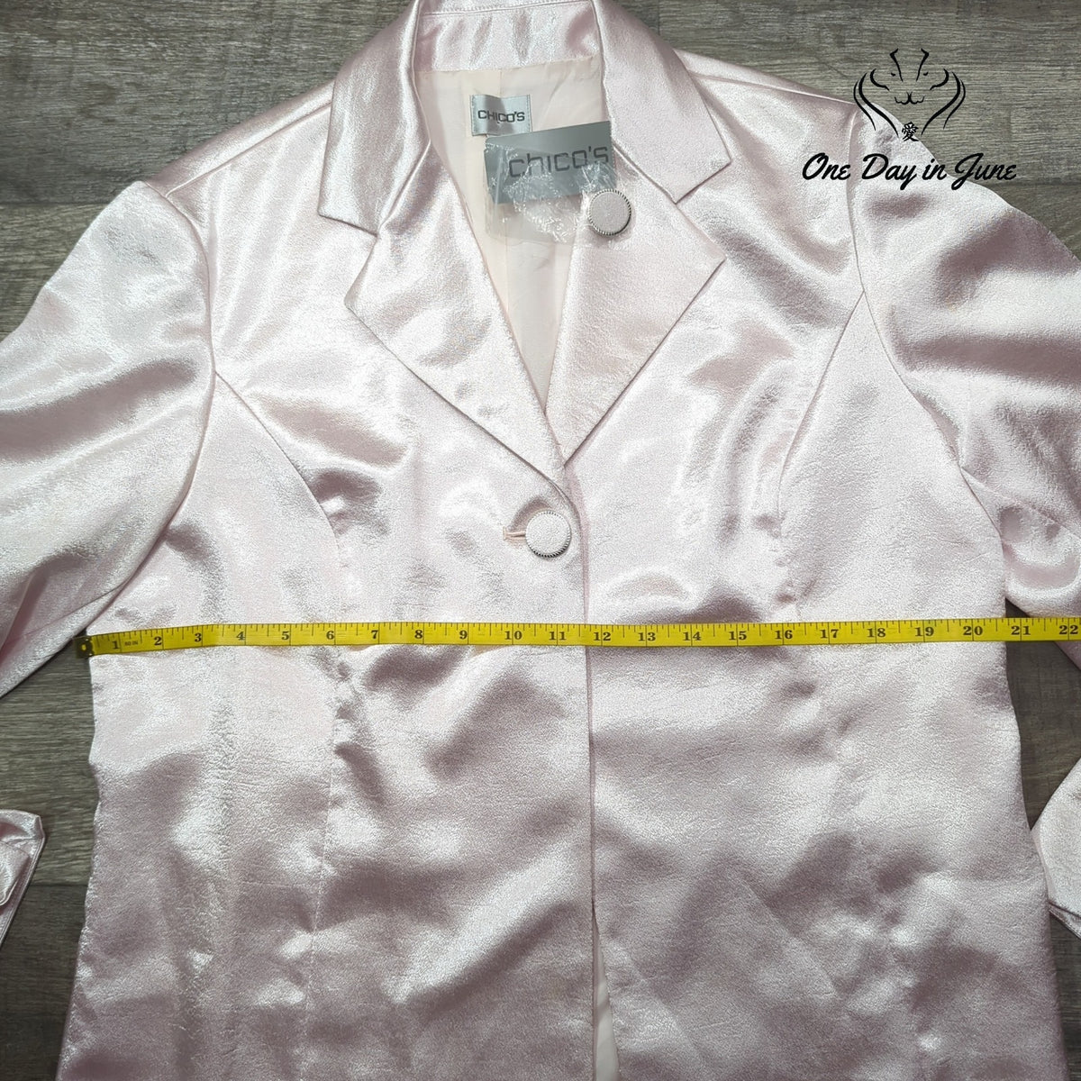 Chico's Soiree Shine Laraina Jacket Pink Metallic Blazer NWT Size 2 (12)