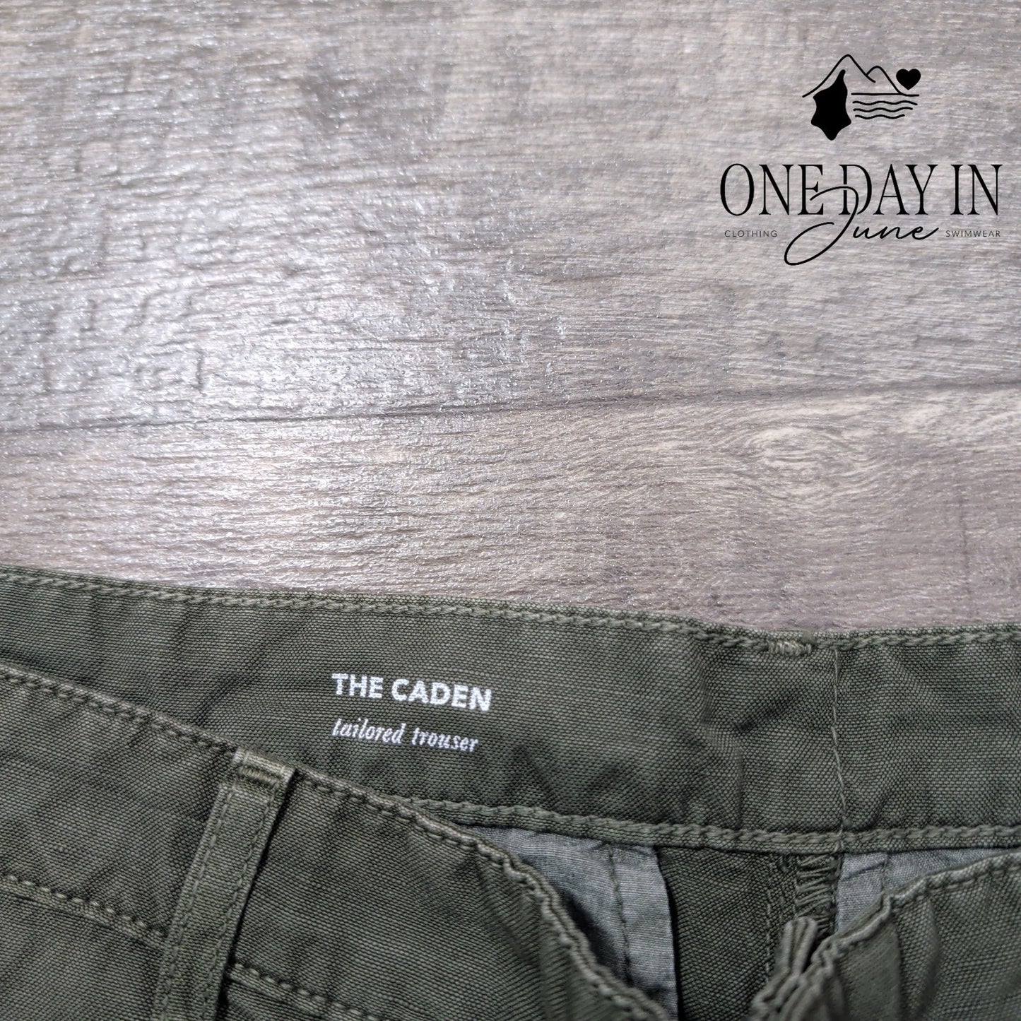 AG Adriano Goldschmied Caden Tailored Trouser Pants Olive Green NWT Size 4 (27)