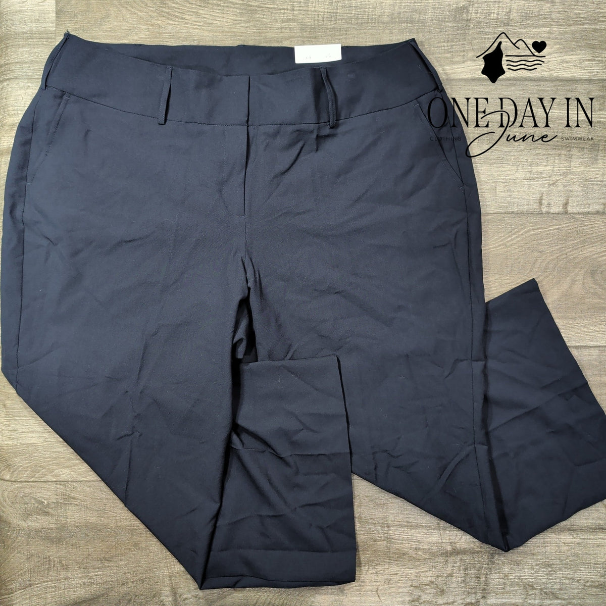 Lane Bryant Perfect Drape High Rise Wide Leg Pants Navy NWT Size 24