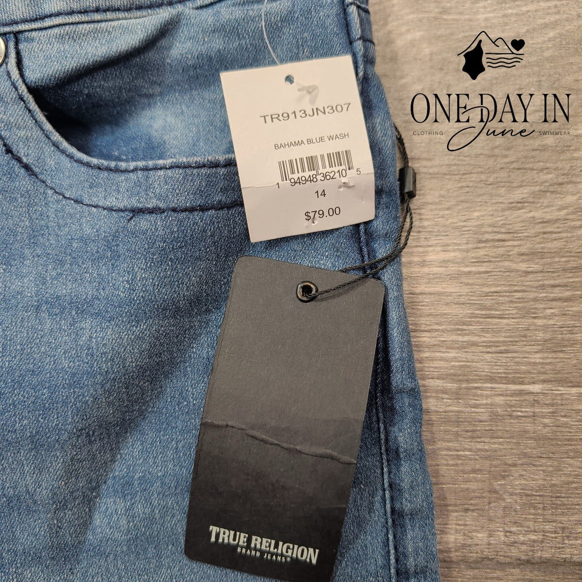 True Religion Girls Geno Slim Leg Jeans Bahama Blue Wash NWT Size 14