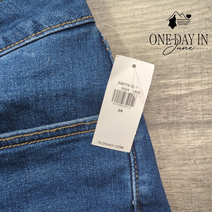 Old Navy Plus Size High Rise Wow Denim Shorts Size 24