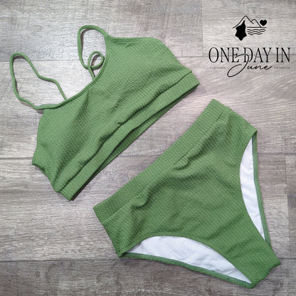 Aleumdr Textured Crop Bikini Swimsuit Size M