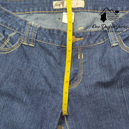Mecca Femme Straight Leg Jeans Size 14