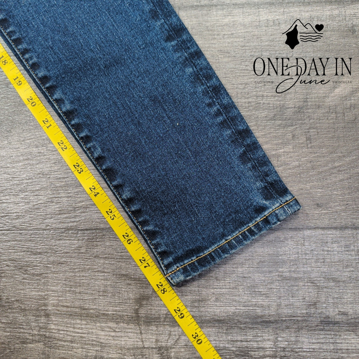 AG Adriano Goldschmied The Sophia High Rise Slim Jeans Blue NWT Size 4 (27)