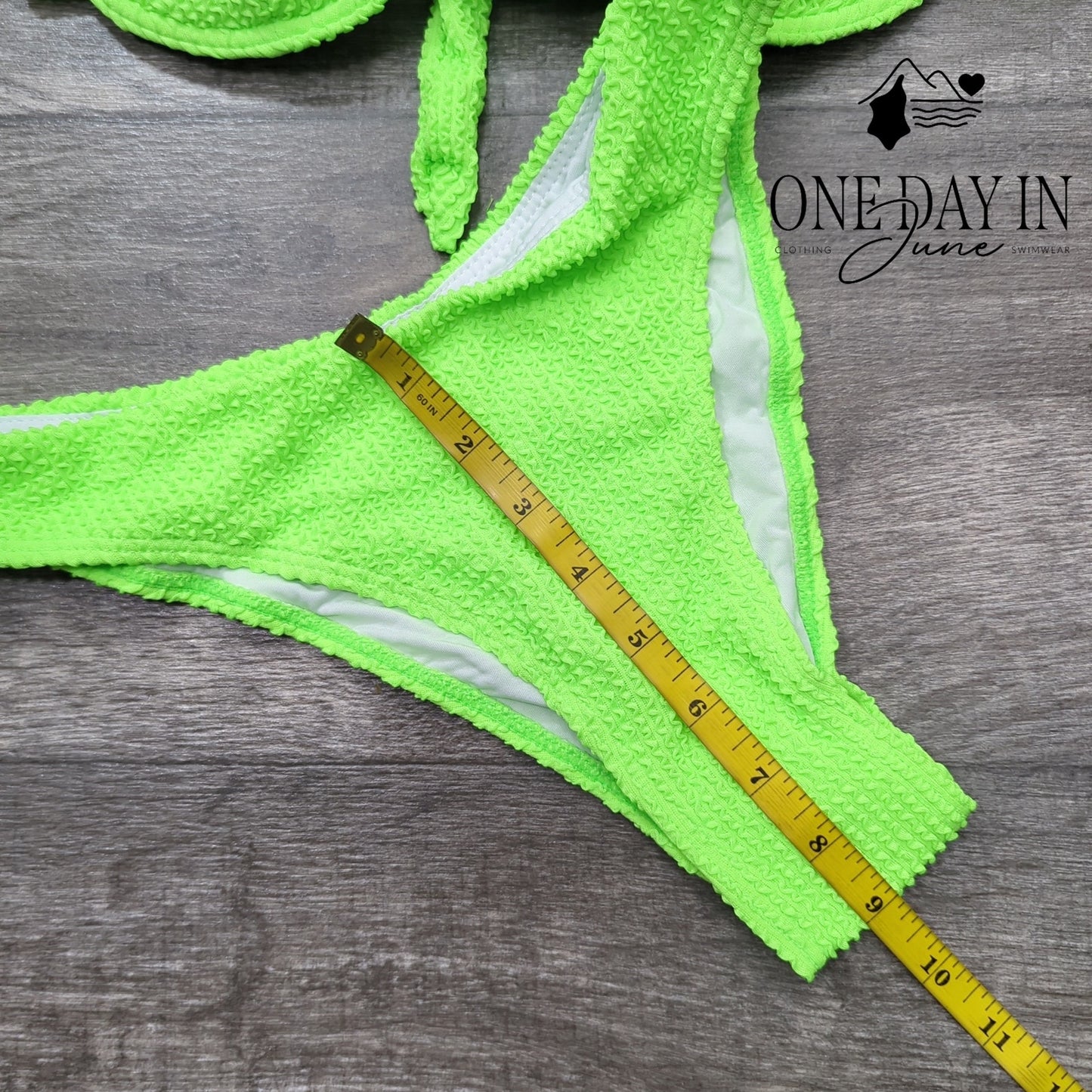 Adisputent Smocked Underwire Bikini Swimsuit Size L