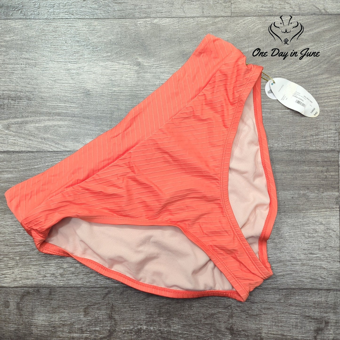 Mynah Medium Coverage Textured Bikini Bottom Size L