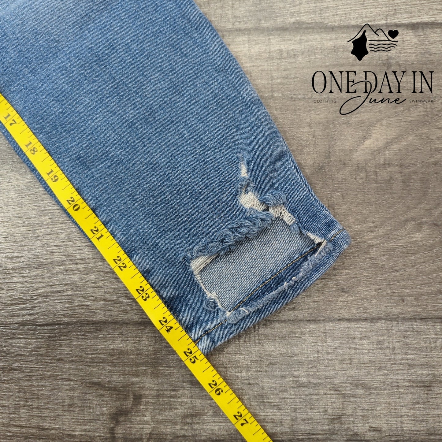 Good American Good Waist High Rise Crop Skinny Distressed Jeans Size 10