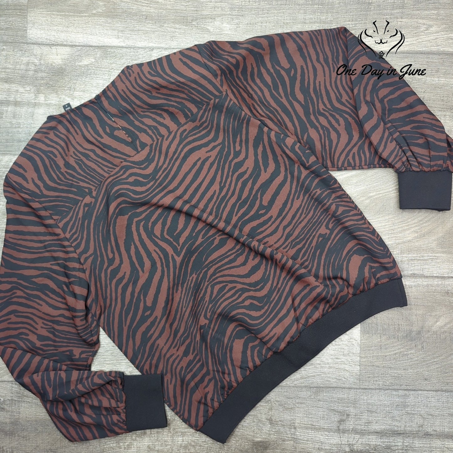 Express Zebra Print Shoulder Pad Long Sleeve Blouse Brown Black NWT Size M