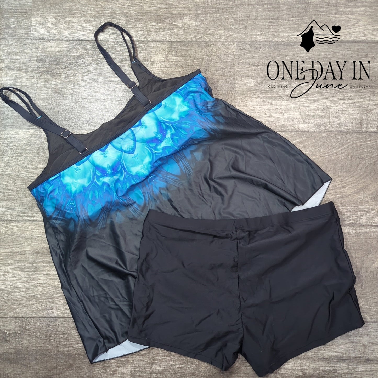 Urchics Boyshort Tankini Swimsuit Size XL