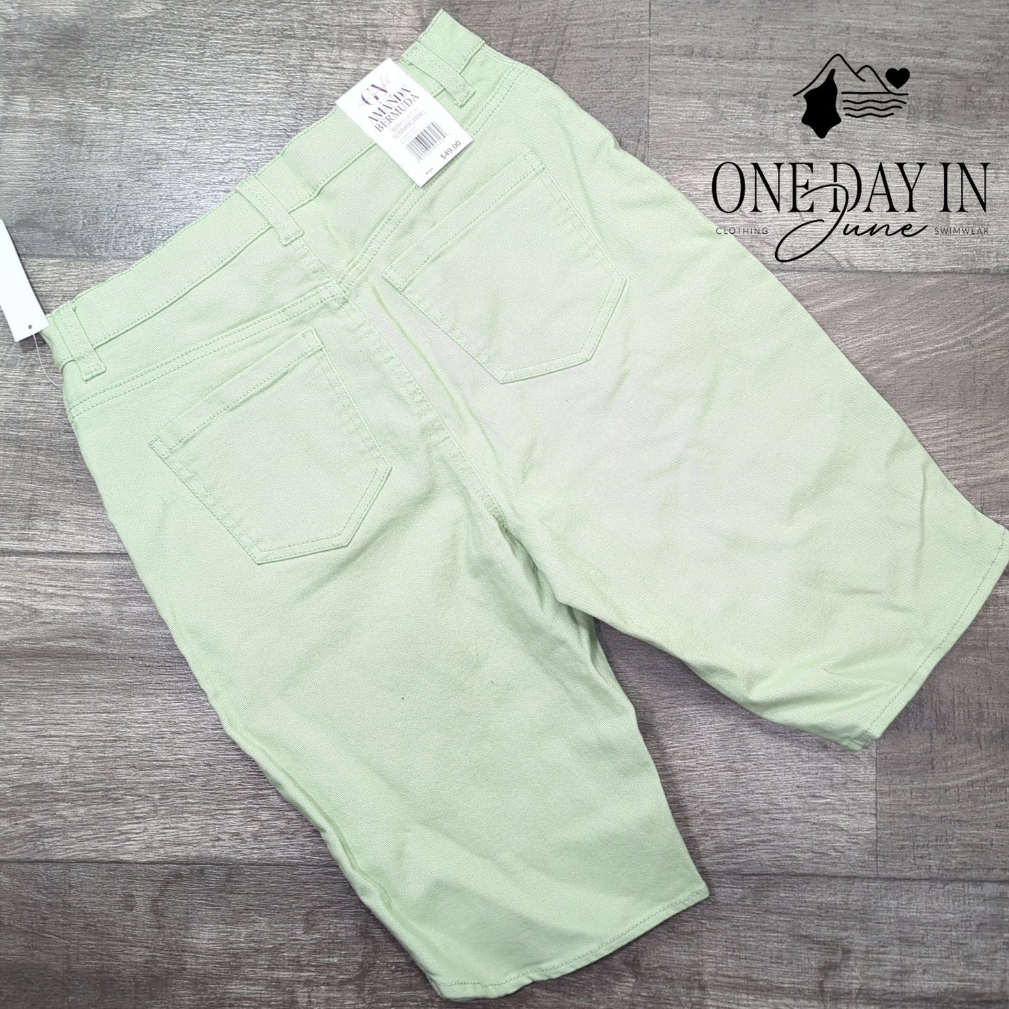 Gloria Vanderbilt Bermuda Denim Shorts Size 4