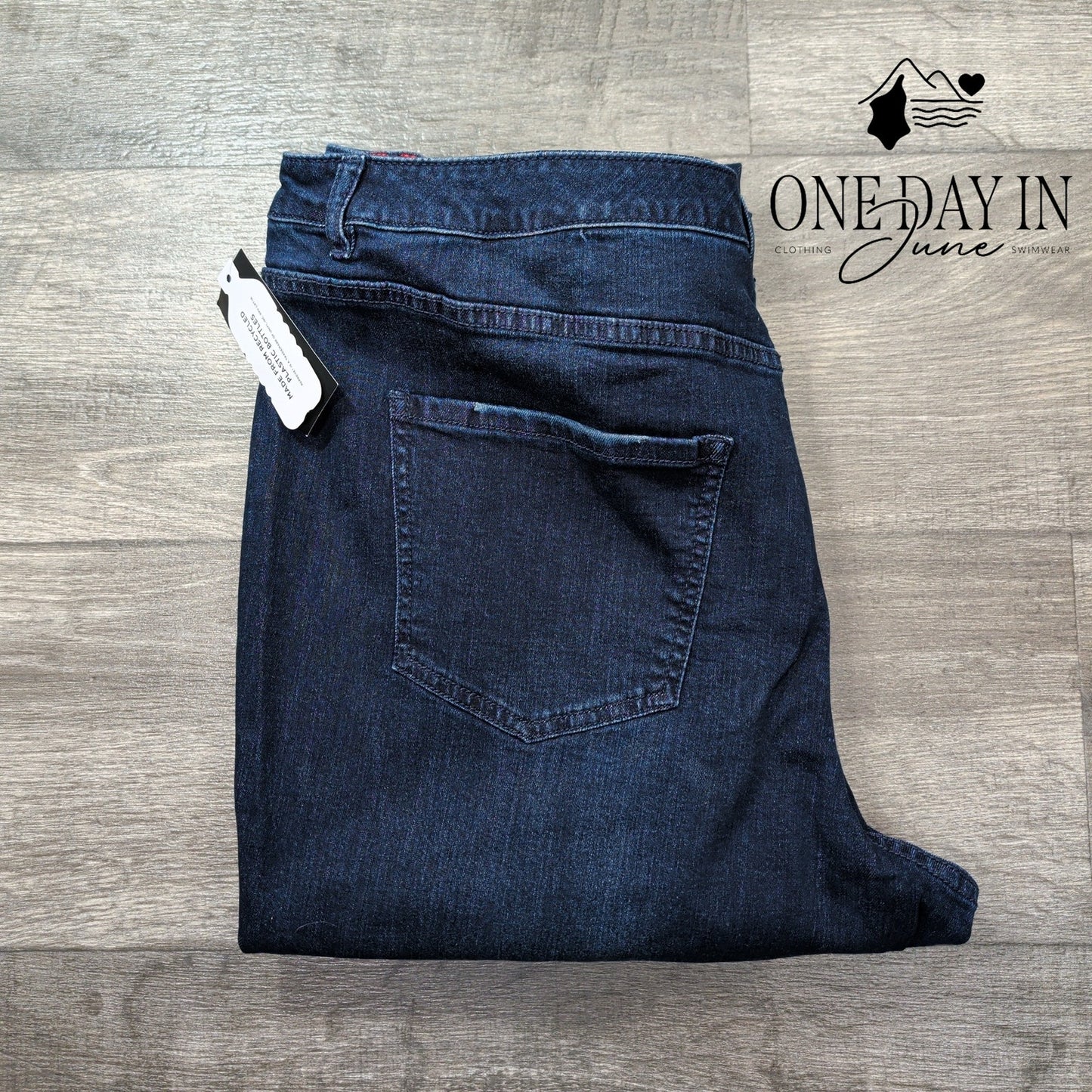 Peace Love World Plus Size Jeans Dark Wash Split Hem Stretch Denim NWT Size 20W