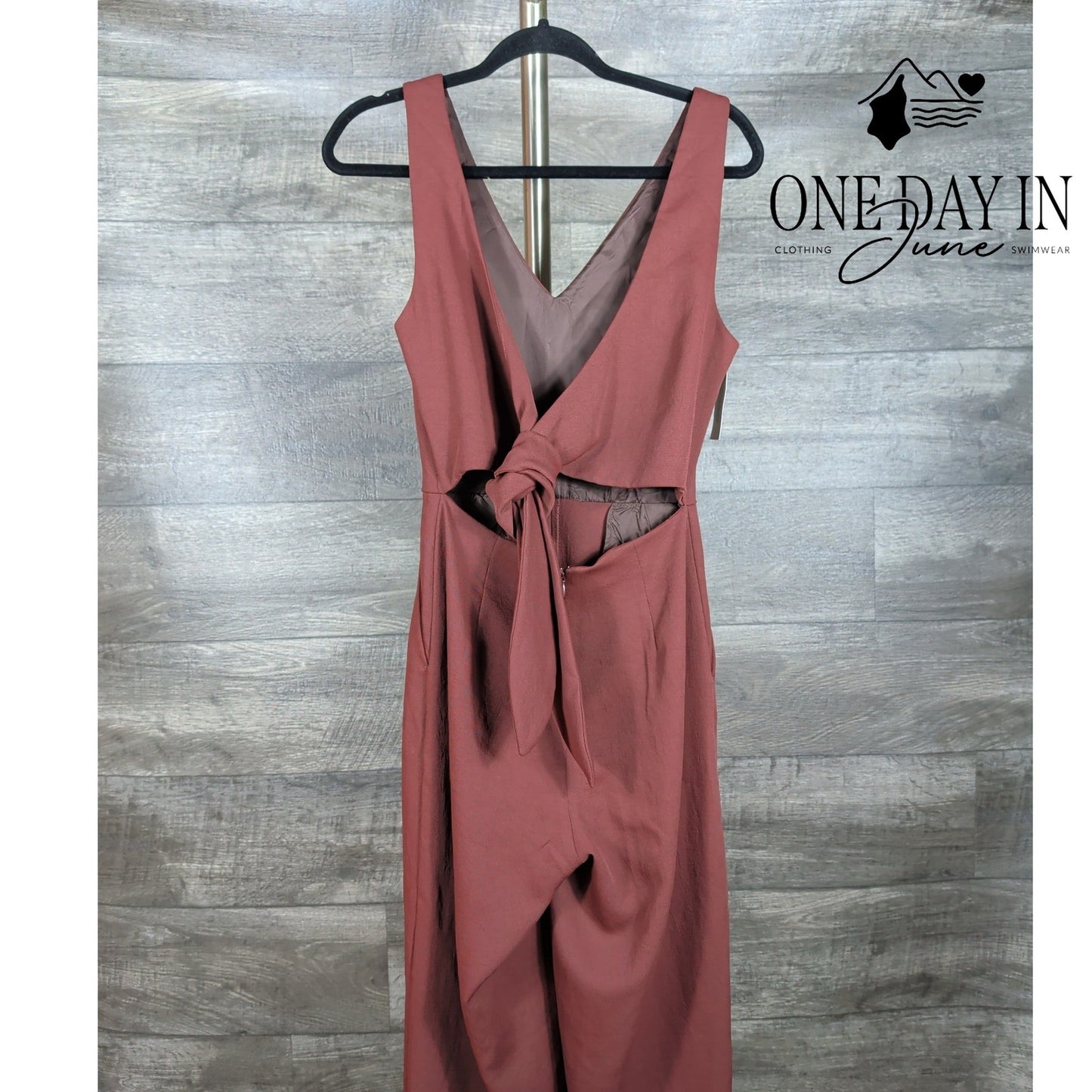 Wilfred Aritzia Ecoulement Jumpsuit Amaretto Tie Back Wide Leg NWT Size 4