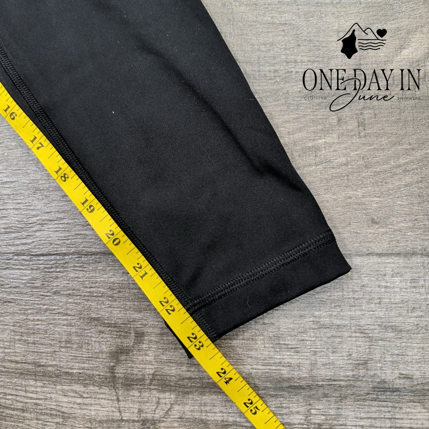 Victoria's Secret Leggings Size 8