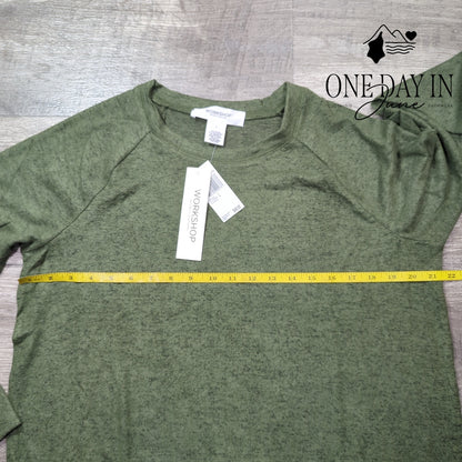 Workshop Long Sleeve Crew Neck Sweater Size L