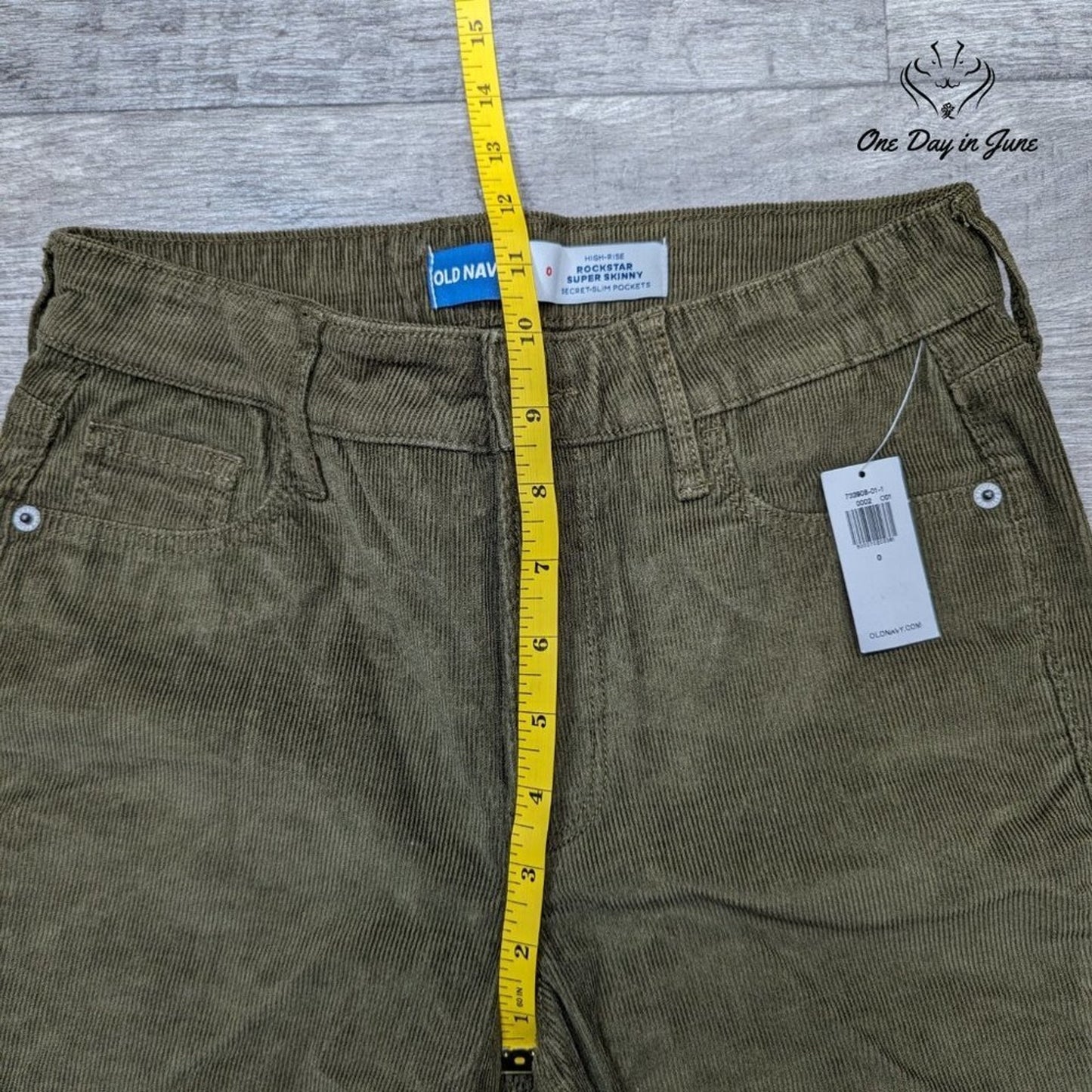 Old Navy Rockstar Super Skinny High Rise Corduroy Pants Size 0