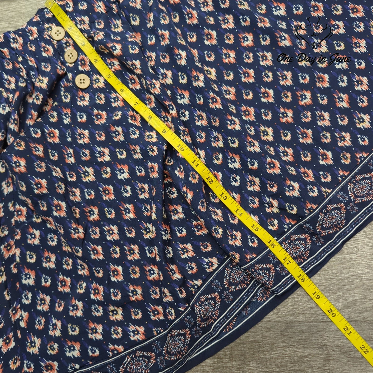 Maurices Pull On Skirt Navy Ikat Print Border Hem Button Detail NWT Size L