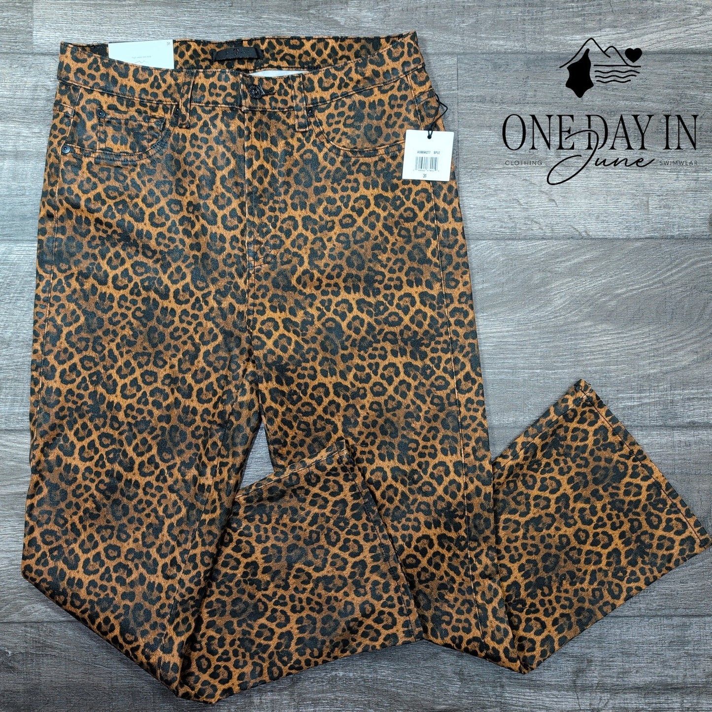 7 For All Mankind Slim Kick Jeans Leopard Coated High Rise NWT $225 Size 12 (31)