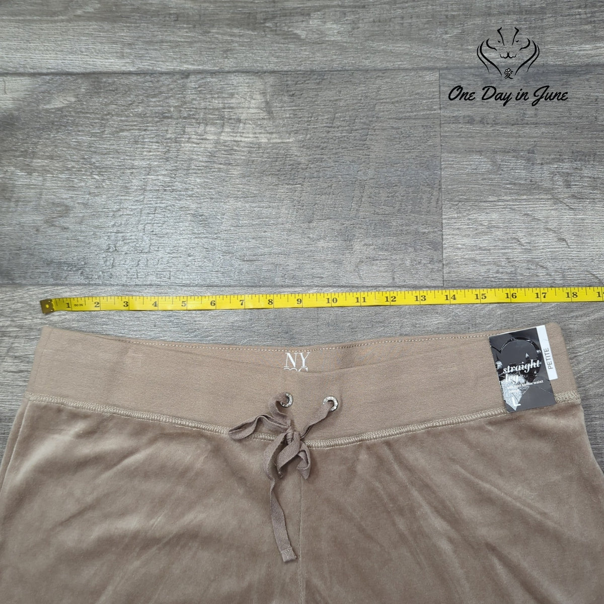 New York & Company Petite Velour Straight Leg Pants Beige Drawstring NWT Size L