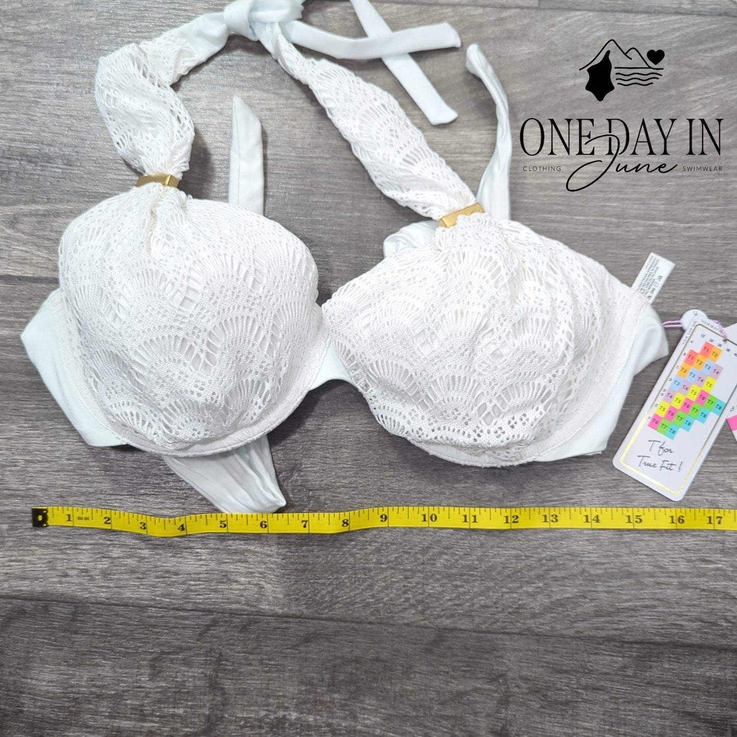 A.Che Underwire Halter Bikini Top Size T6 (L 38D, 36DD, 34E, 32F)