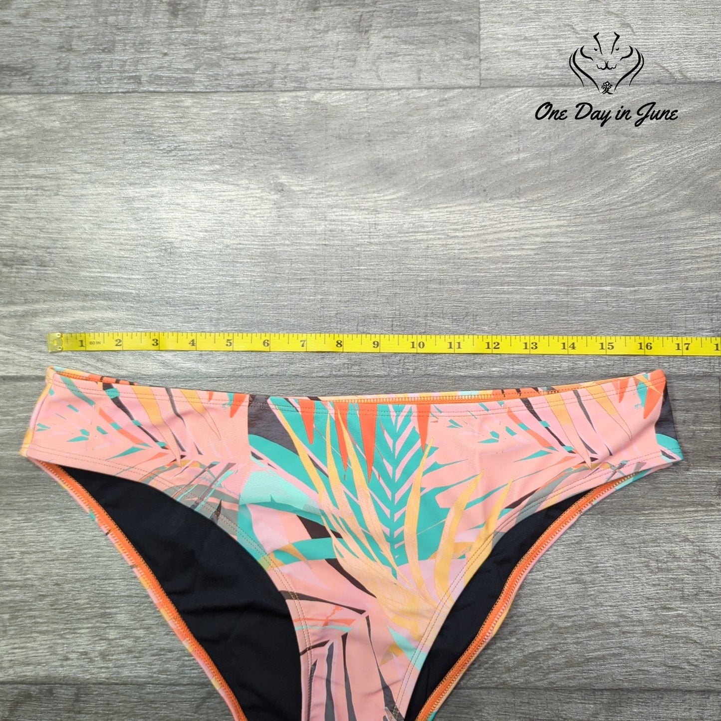 Cupshe Tropical Bikini Bottom Size L