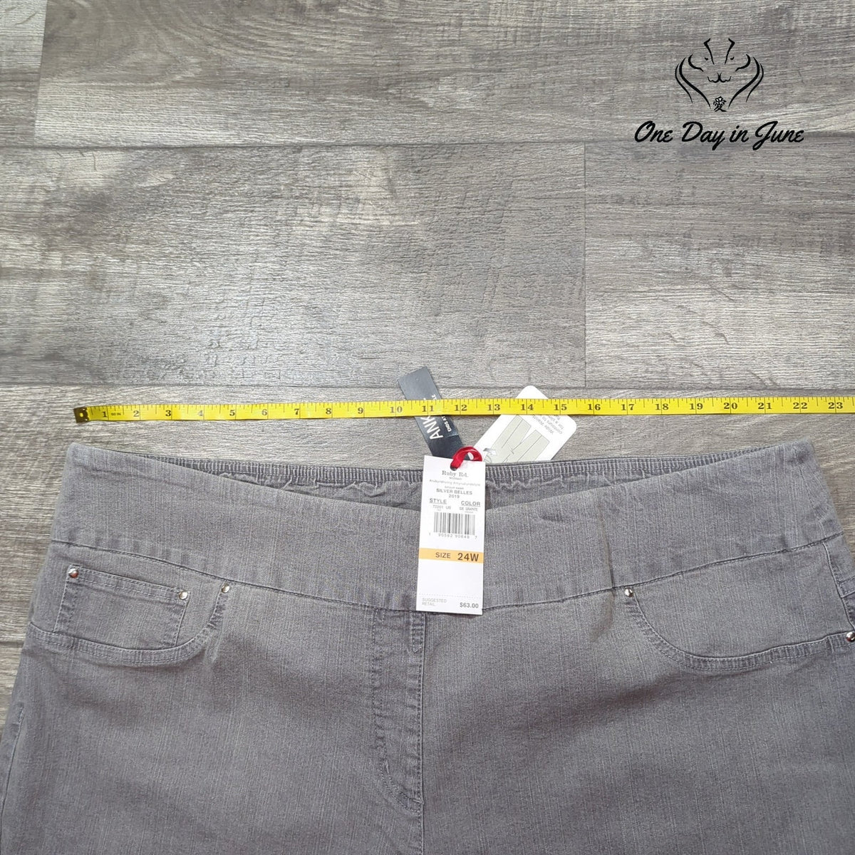 Ruby Rd. Silver Belles Pull On Ankle Jeans Graphite Gray Rhinestone NWT Size 24W
