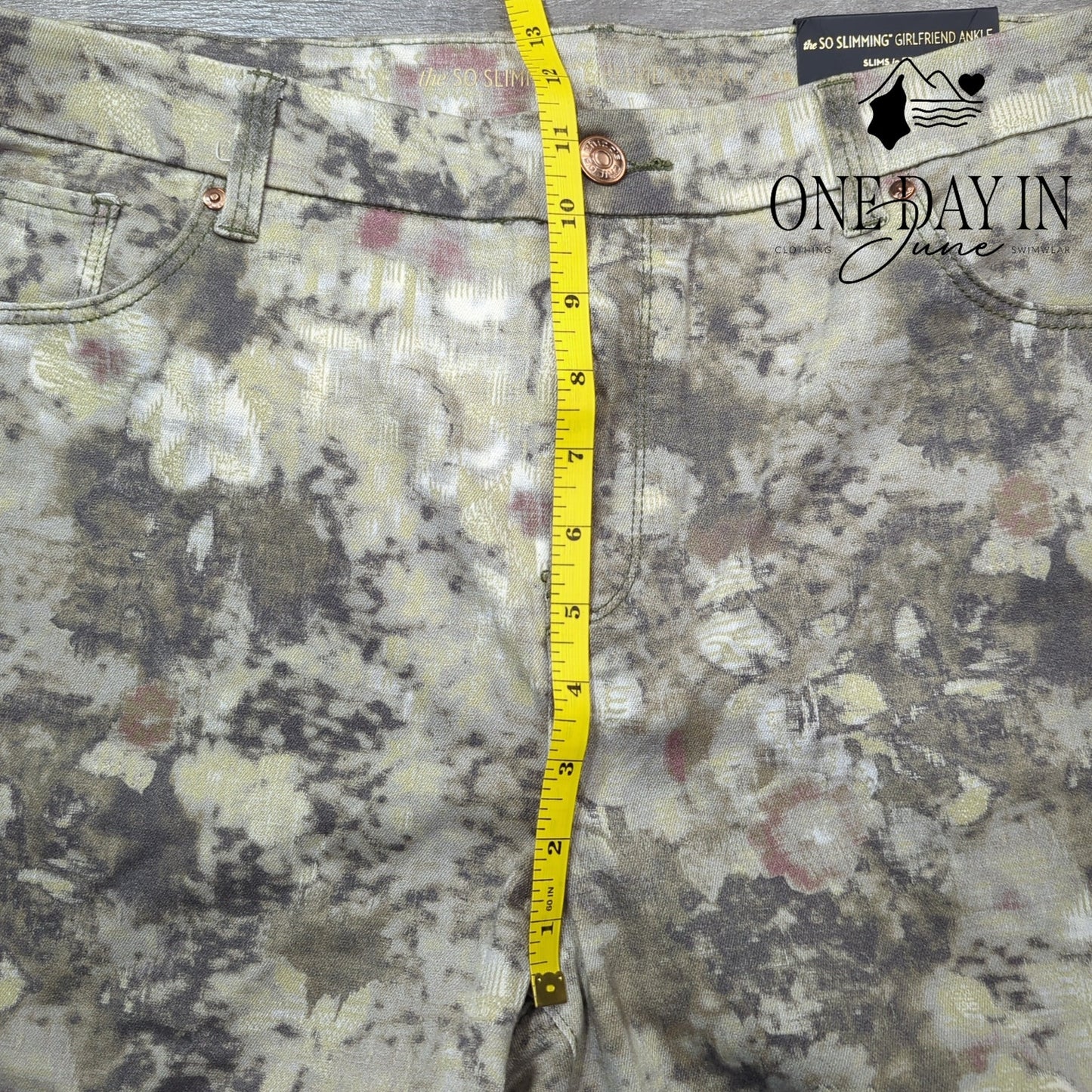 Chico's So Slimming Girlfriend Ankle Jeans Size Chico's 3 (16)