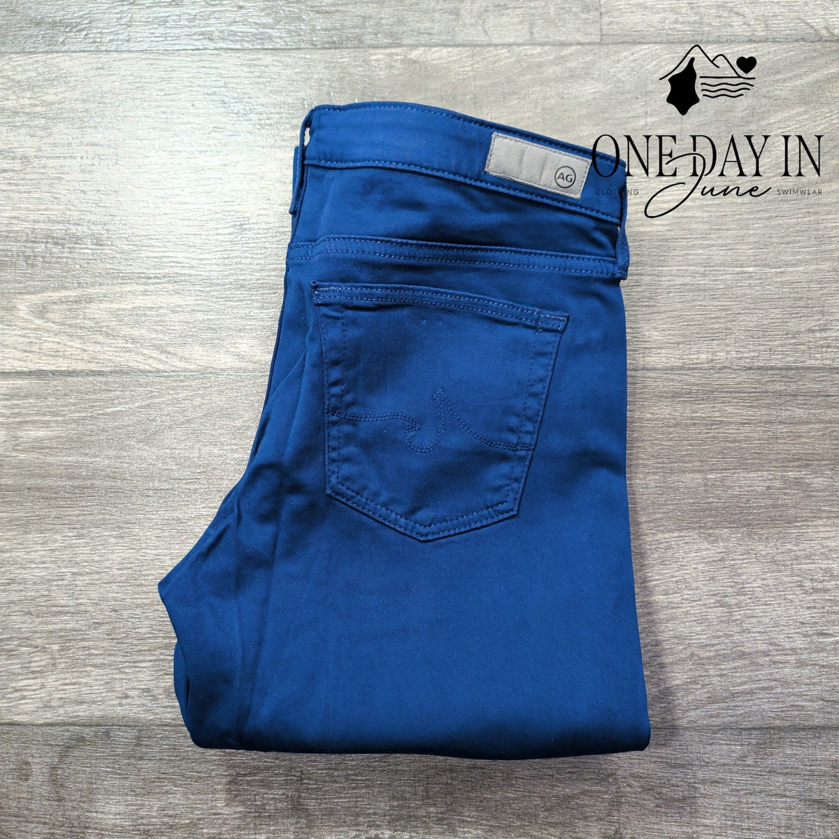 AG Adriano Goldschmied The Stilt Cigarette Leg Jeans Cobalt Blue NWT Size 4 (27)