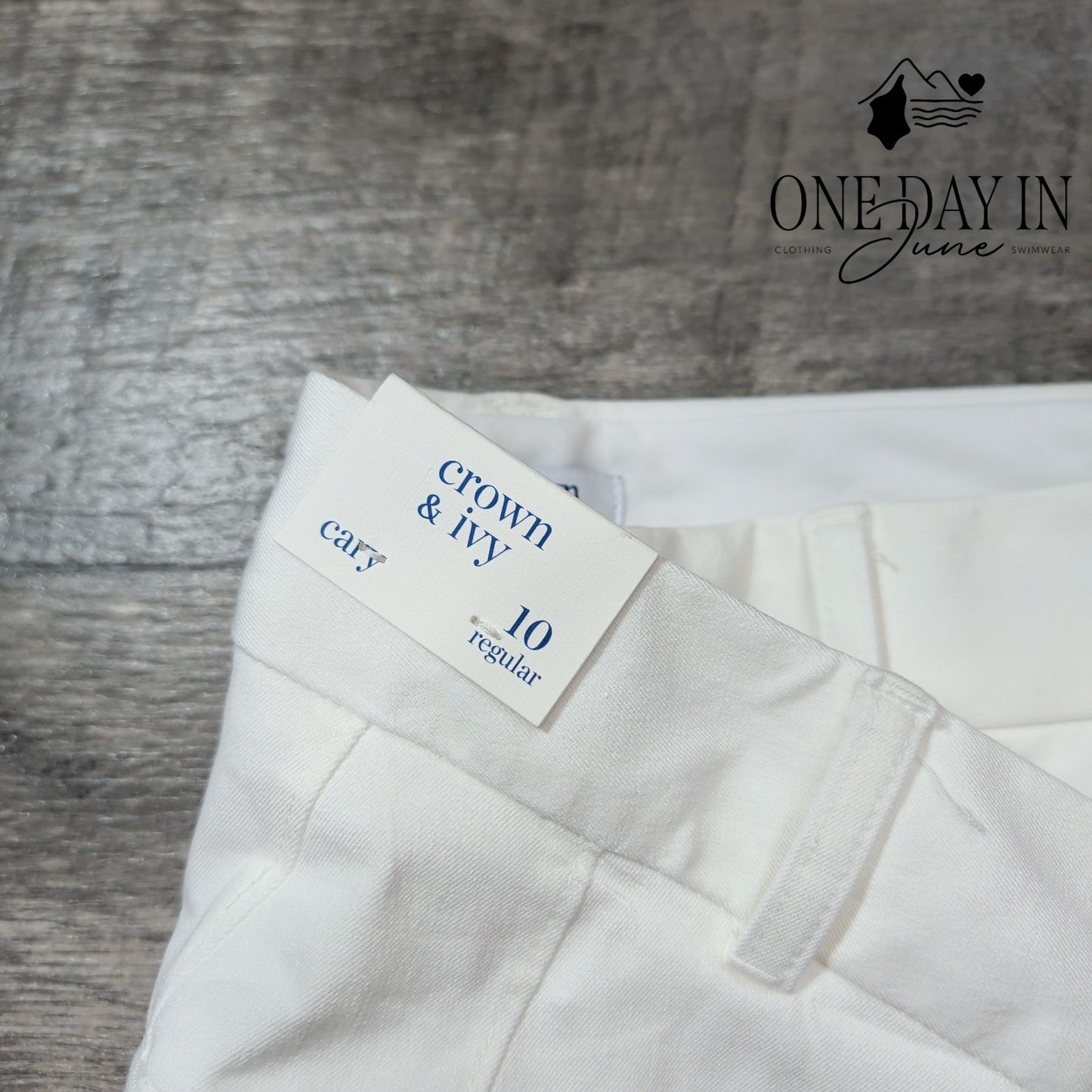 Crown & Ivy The Cary Dress Pants Size 10