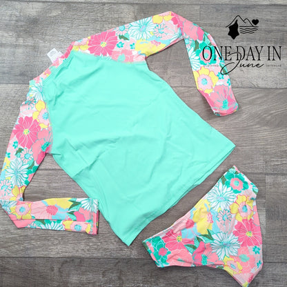 Kanu Surf Rashguard Bikini Swimsuit Size 10