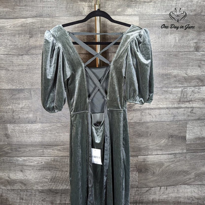 Forever 21 Velour Lace Up Back Maxi Dress Size M