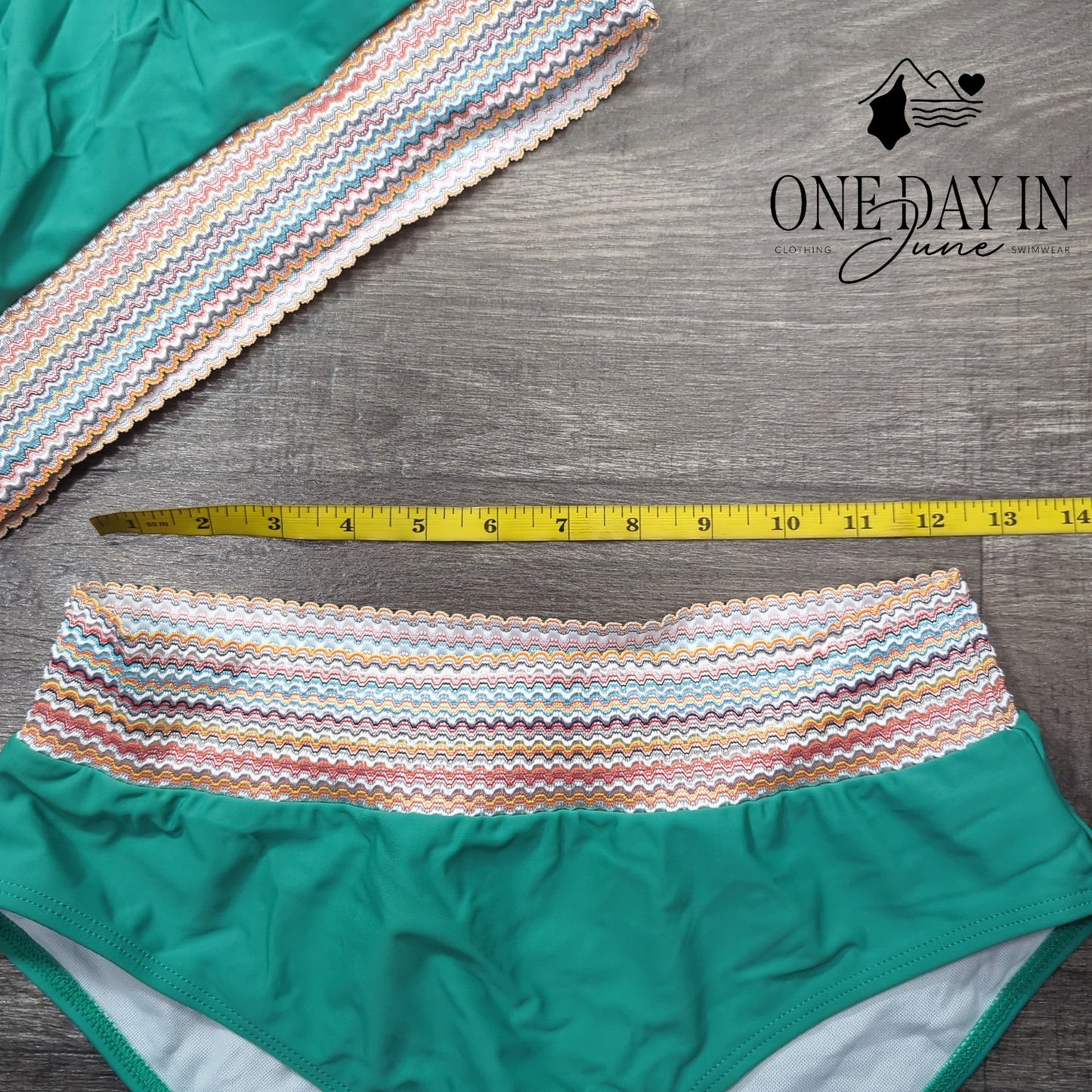 Blooming Jelly Crop Bikini Swimsuit Size L